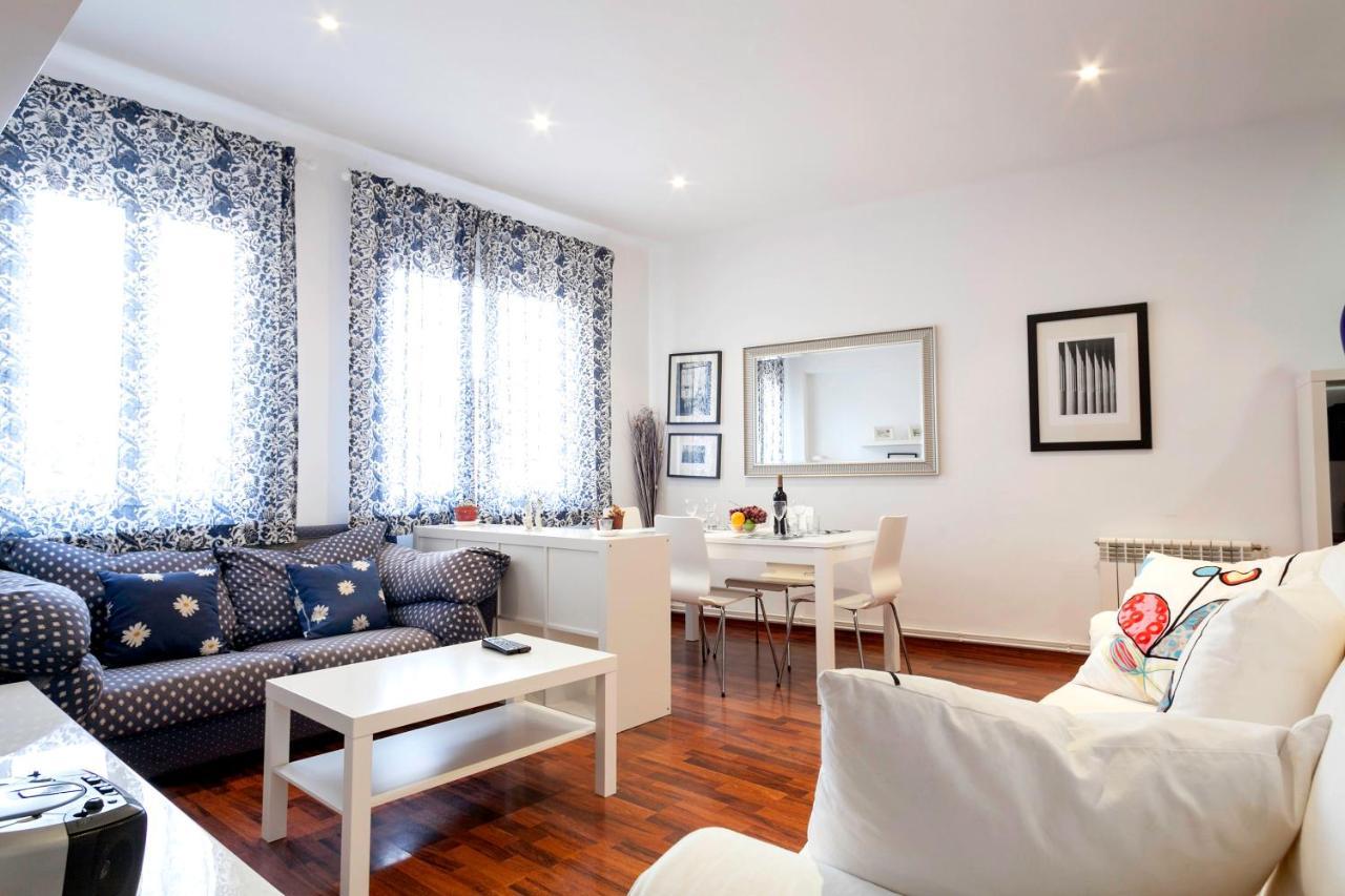 Barcelona Comtal Apartments Dış mekan fotoğraf