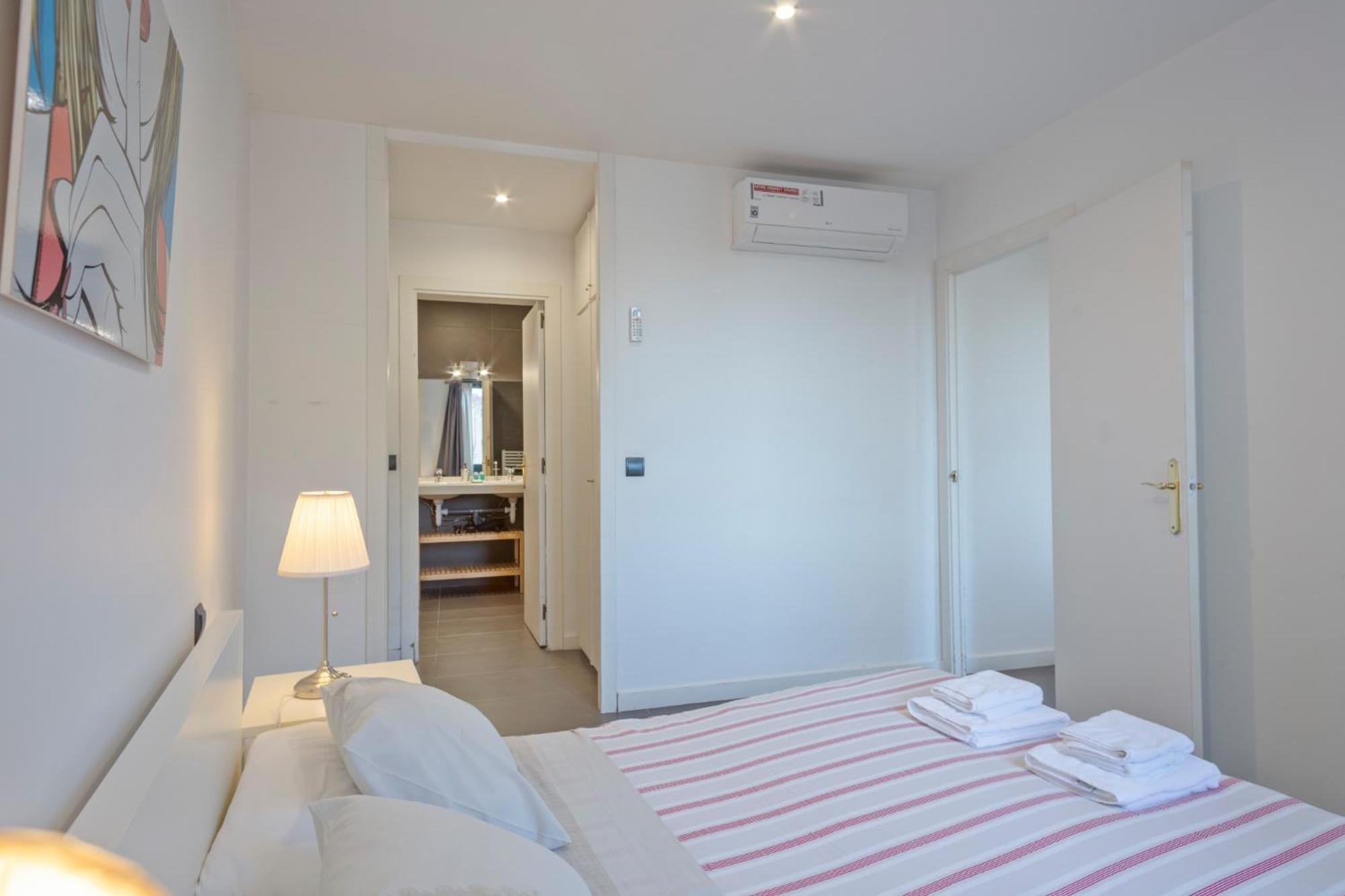 Barcelona Comtal Apartments Dış mekan fotoğraf